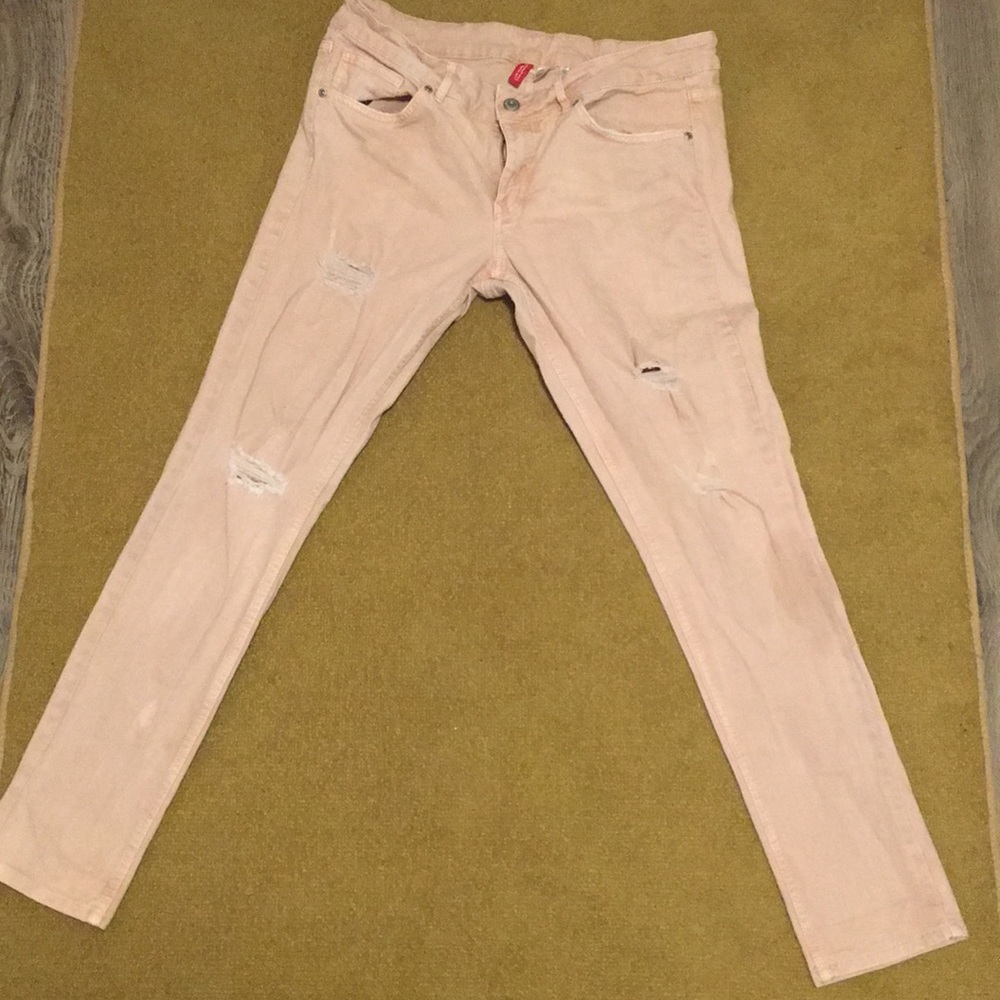 H&M - Divided Brand Ripped Jeans